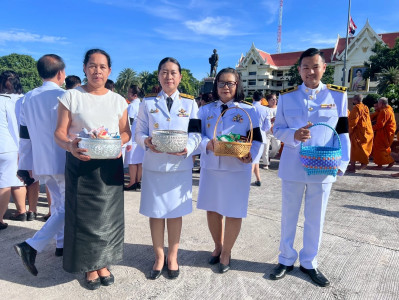 เข้าร่วมพิธีเจริญพระพุทธมนต์และทำบุญตักบาตรถวายพระกุศล ... พารามิเตอร์รูปภาพ 1